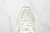 New Balance 9060 Cream na internet