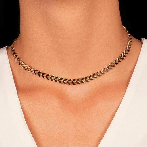 CHOKER ESCAMAS