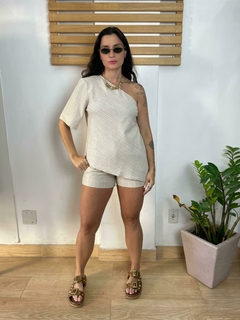 Blusa Ipe na internet