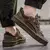Sapatos masculinos de couro casual, tênis masculino, tênis de plataforma preto na internet
