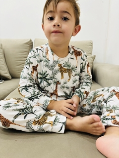 Pijama jirafa en internet
