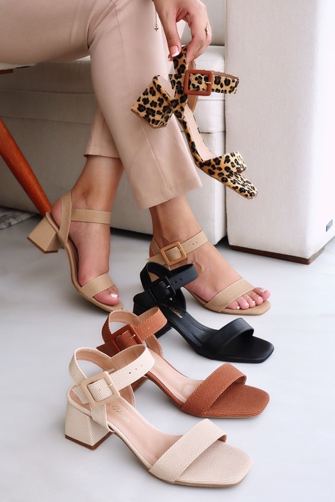 Sandália Zl fivela encapada