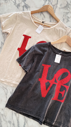 Remera Love