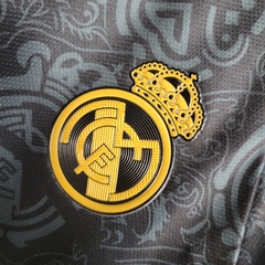 REAL MADRID PRETO GOLA POLO 23-24 - CAZEX