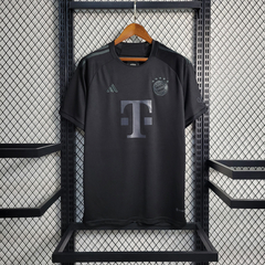 BAYERN MUNICH PRETO EDIÇÃO ESPECIAL 23-24 na internet