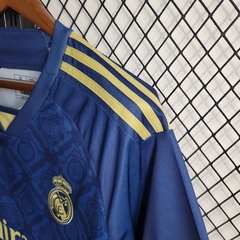 REAL MADRID AZUL E DOURADO 23-24 - loja online