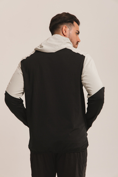 Imagen de Campera Evolution.