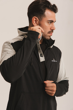 Campera Evolution. - Puerto Seguro