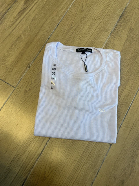 TEXTURIZADA CALVIN GG