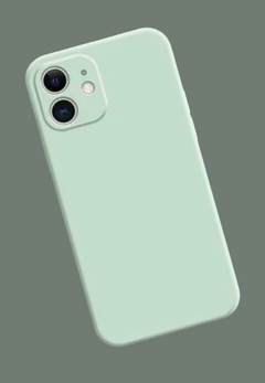 Funda para iPhone 13 PRO en silicona líquida con protección en área de cámara LUXURY lisa en internet