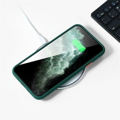 Funda para iPhone 13 en TPU transparente mate con contorno en color en internet