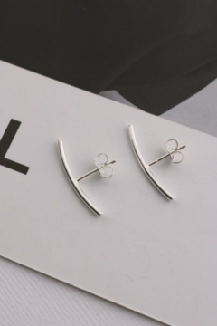 Brinco Ear Hook Linea