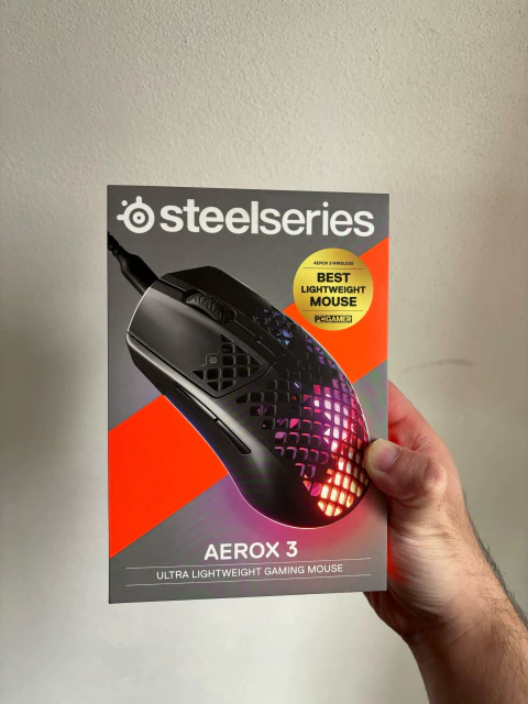 Mouse SteelSeries Aerox 3 Onyx Ultra LightWeight Aquabarrier IP54 Sensor TrueMove Core RGB 59g - comprar online