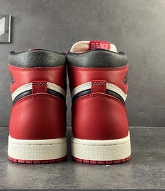 Air Jordan 1 High Chicago lost and found - Tchê Imports