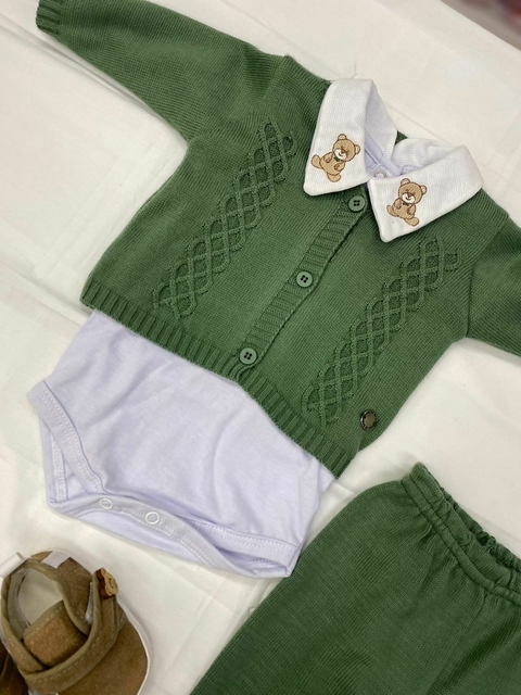 Conjunto tricô com três peças ursinho