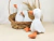 Patinho de pelúcia M (22cm)