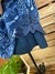 Vestido com decote com renda