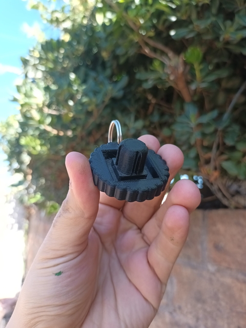 Llavero destapa garrafas - comprar online