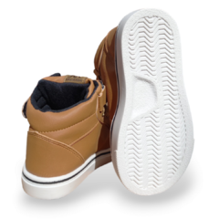 Zapatilla botita c/ abrojo Wees - Blanco/Negro/Camel - Cappy Kids