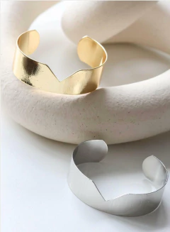 BRACELETE ACETINADO