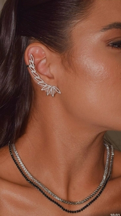 EAR CUFF FLOHAS RÓDIO CRAVEJADO