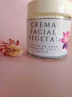 CREMA FACIAL VEGETAL DE ROSA MOSQUETA, COCO Y KARITÉ .