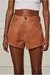 SHORT SARJA BOX A FIO LIKE LEATHER na internet