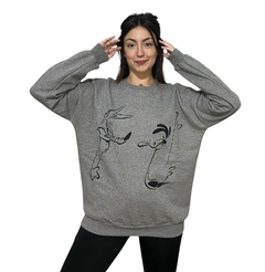 BUZO OVERSIZE COYOTE&CORRECAMINOS - OUTSI.GIRLS.MAYORISTA