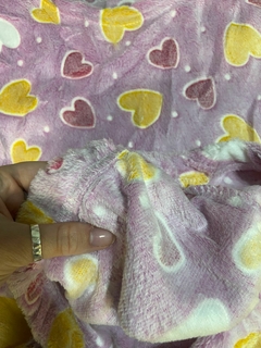 PIJAMA POLAR CORAZONES - comprar online