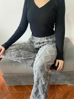 PANTALON POLAR GRIS - comprar online