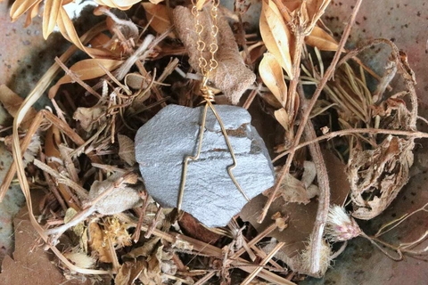 Colar Aterrar com a Hematita