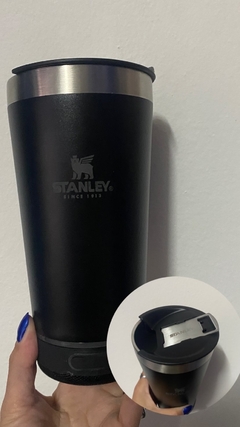Vaso térmico Stanley con destapador y parlante bluetooth - comprar online