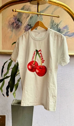 Remera cerezas
