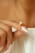 Anel Solitário zircônia quatro garras liso banhado em ouro 18k ou Ródio Branco - comprar online