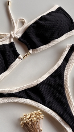 Conjunto tomara que caia Saint Tropez Preto com Off na internet