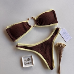 Conjunto tomara que caia Saint Tropez Marrom com Amarelo de Argola - South Lake Beachwear