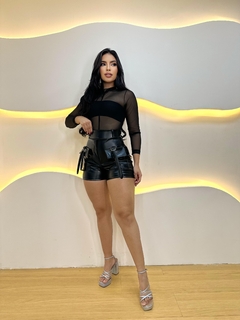 BODY BÁSICO TULE COM ELÁSTICO NO MEIO na internet