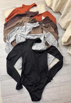 BODY SUPLEX COM MANGA CUT na internet