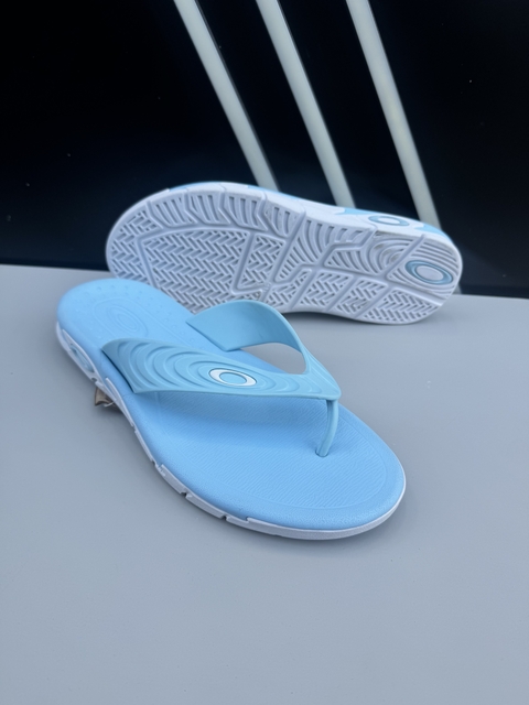 Chinelo Oakley- Crowd