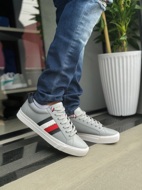 Tênis Tommy Hilfiger- Dino 9A