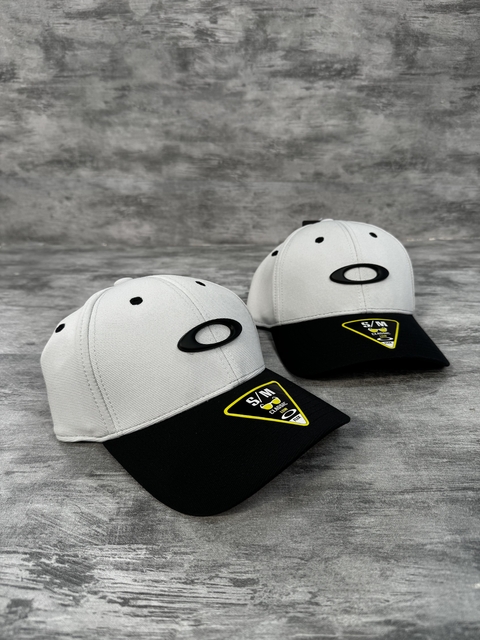 Boné Oakley Tincan - 2024