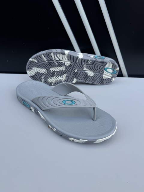 Chinelo Oakley- Crowd