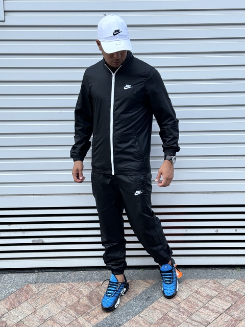 Agasalho Nike Sportswear Club