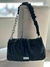 Cartera cuerina y correa combinada con cadena