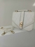 Cartera Co-Cuero Con Hebilla De Perlas