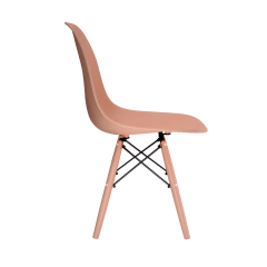 Cadeira Eames Melão na internet