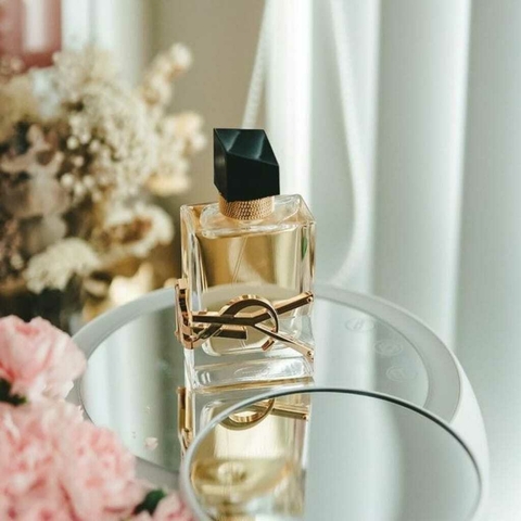 Libre Yves Saint Laurent Eau de Parfum - Feminino - comprar online