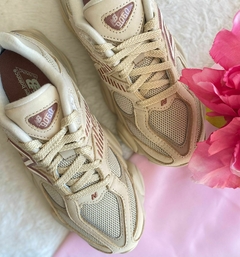 Tenis New Balance 9060 - comprar en línea