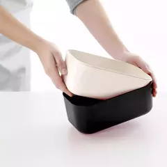 Hielera contenedor Ice Box Lékué color negro - La Tienda Visage