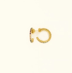 Brinco Argola M de Cristais no Dourado - comprar online